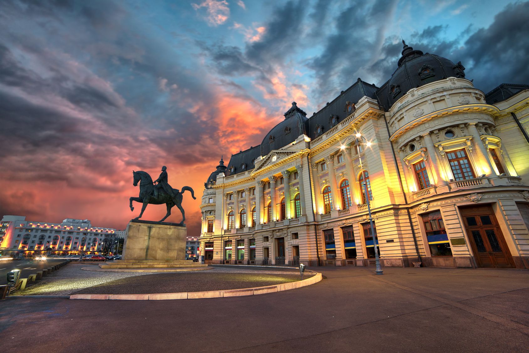 Букурещ